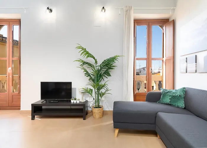 Adarve Flats